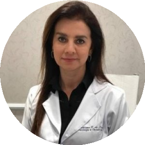 Dra. Adriane Castro de Souza