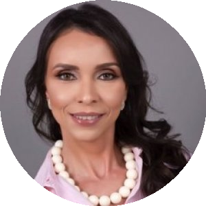 Dra. Patrícia Araujo