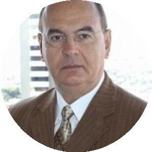 Dr. Fernando de Moraes