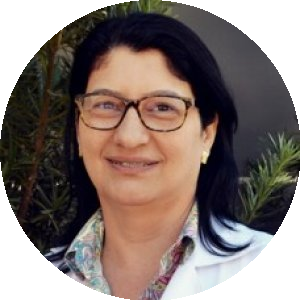 Dra. Clarinda Souza Santos
