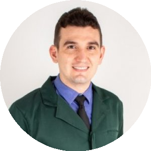 Dr. Leandro Sales