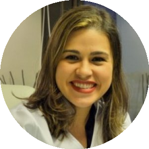 Dra. Larissa Rodrigues Leopoldo