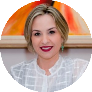 Dra. Lorena Christina Ribeiro Souto